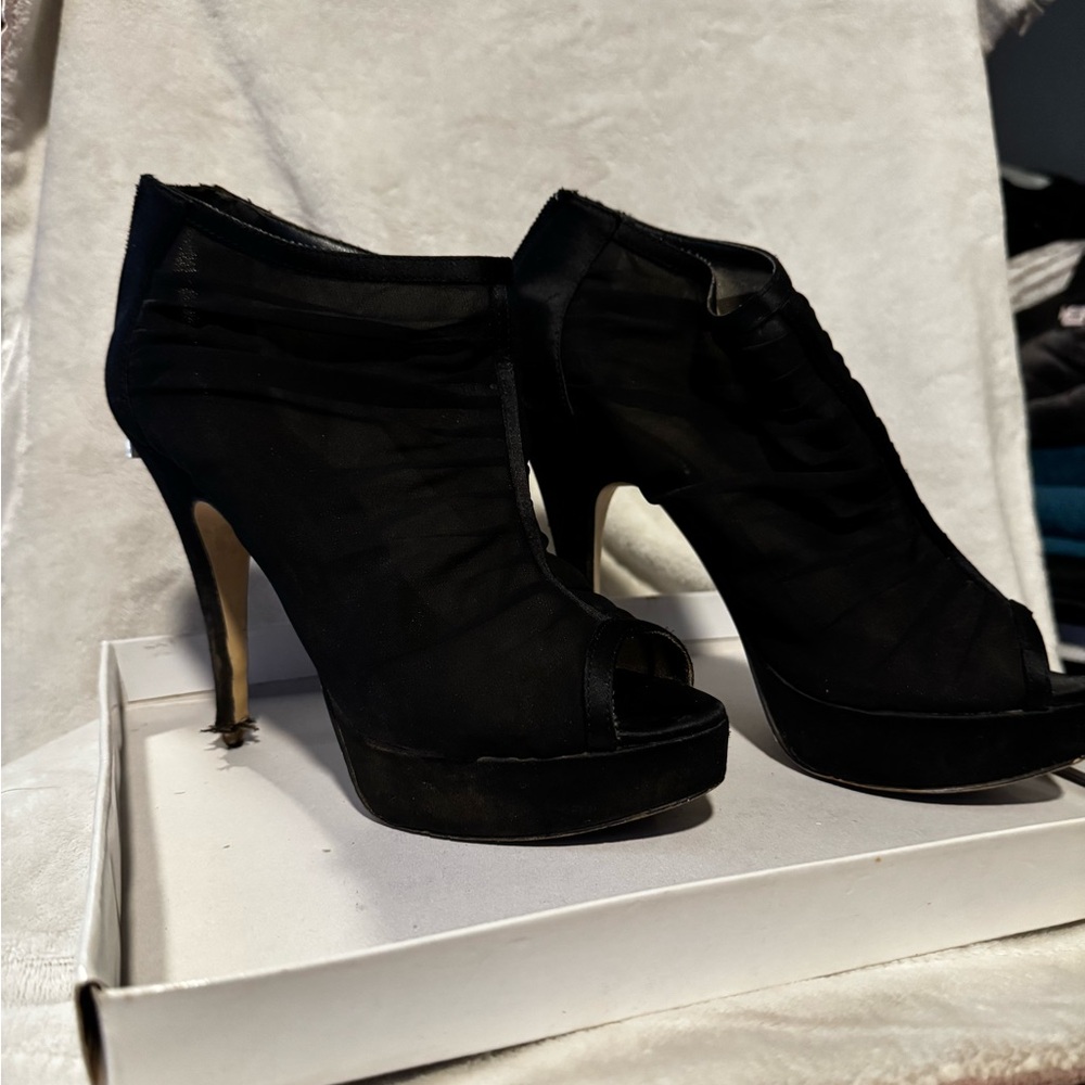Chinese Laundry Black Mesh Peep-Toe Heels
